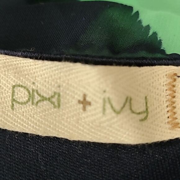 pixi + ivy sz M chiffon dress fully lined high low hem - Picture 6 of 8